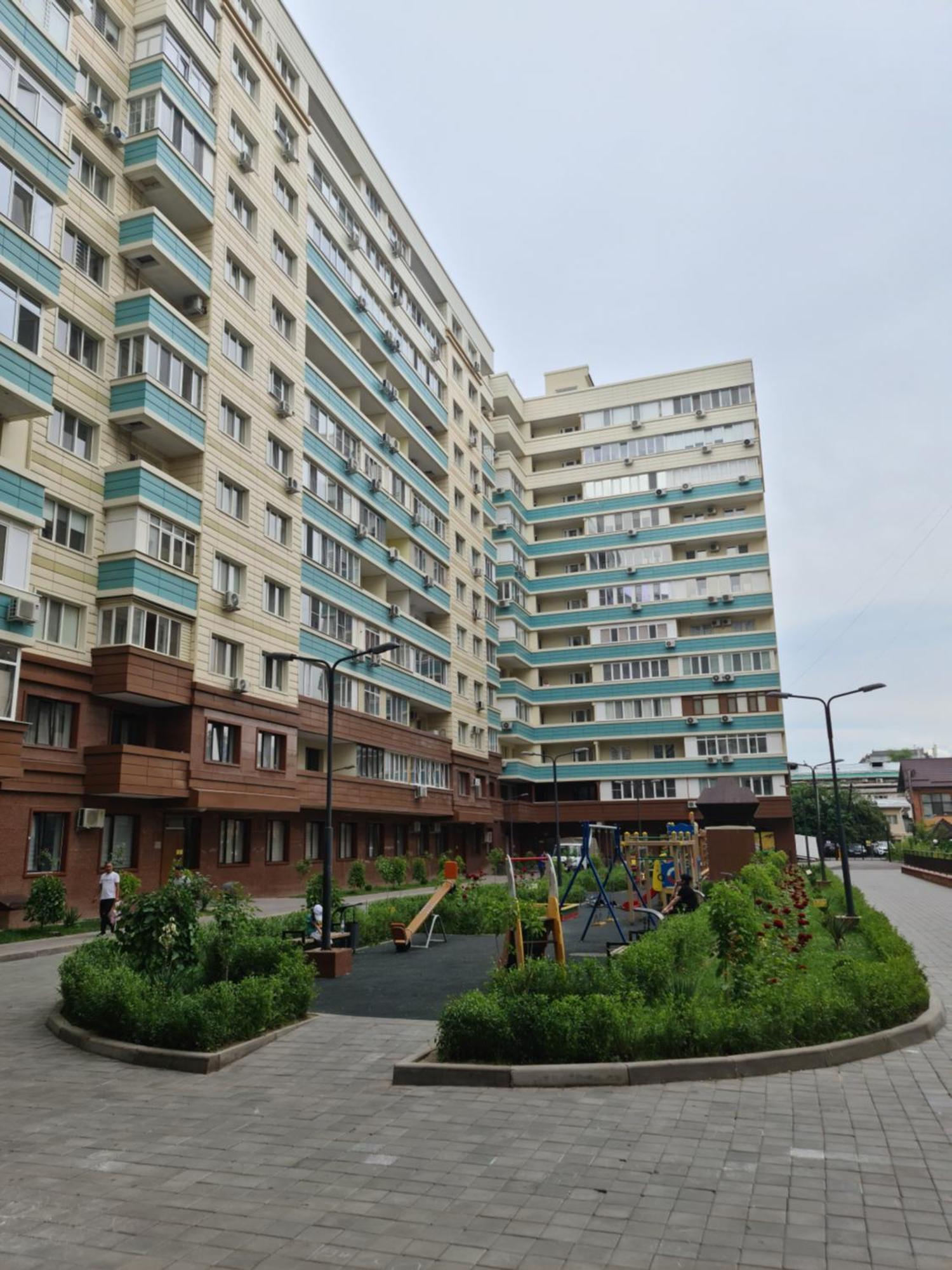 Новый Жк В Самом Центре Города Almaty Extérieur photo