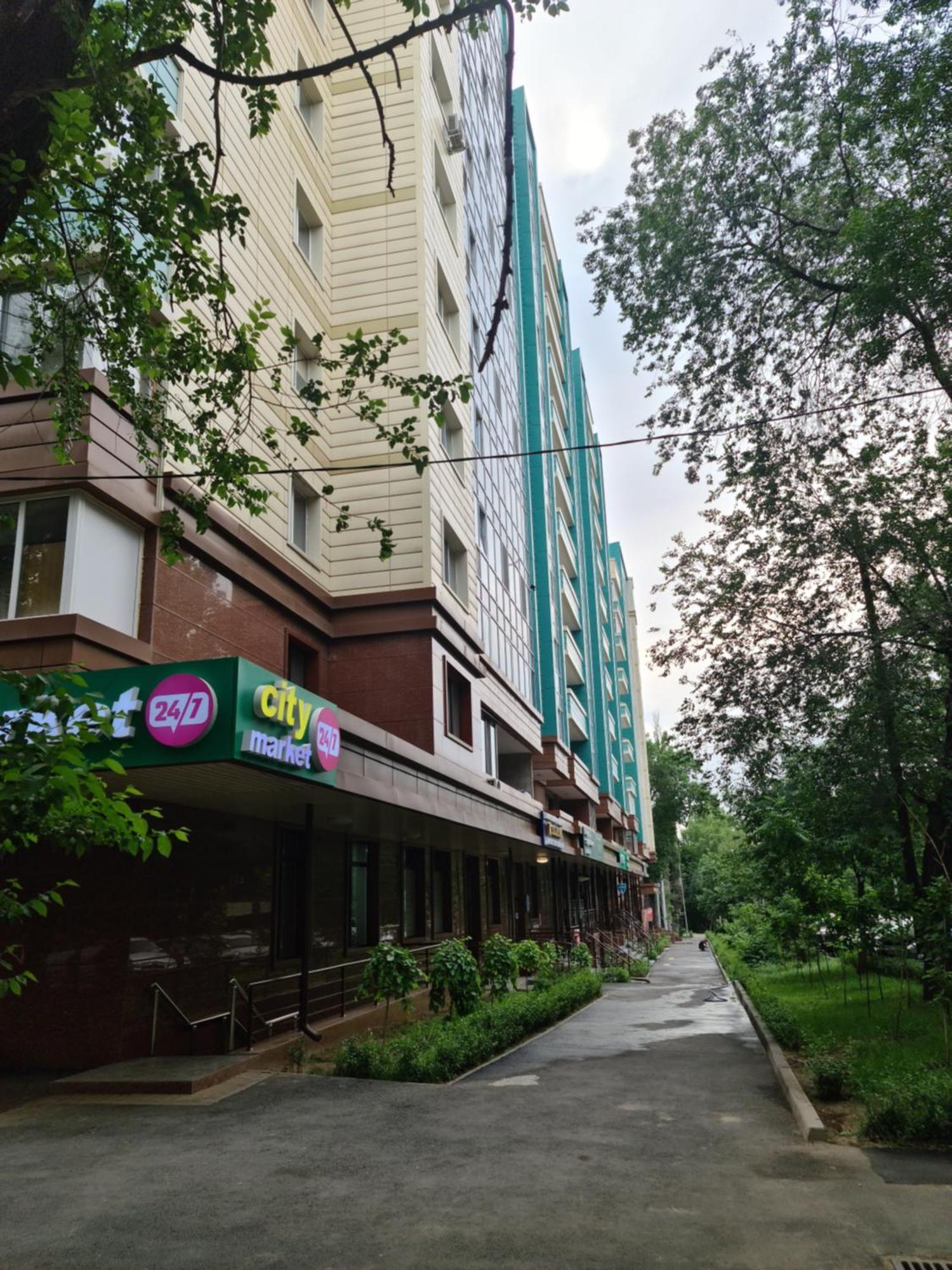 Новый Жк В Самом Центре Города Almaty Extérieur photo